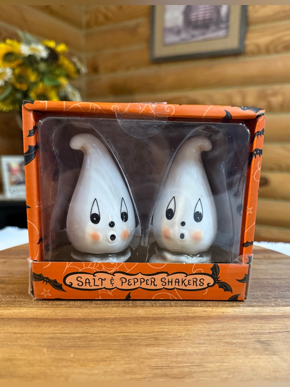 GHOST Halloween Salt & Pepper Shakers